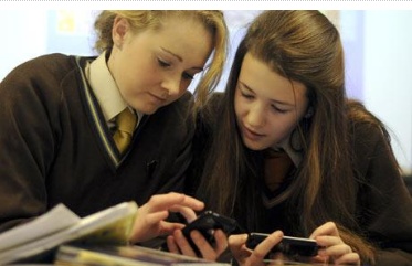 W Wlk Brytanii uczniowie dostaj iPhone jako pomoc w nauce