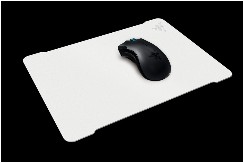 Podkadka Razer Ironclad i kolekcjonerskie myszki Razer Naga