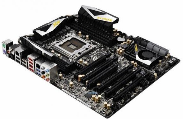 Pyta ASRock X79 Extreme7 pojawi si ju w listopadzie