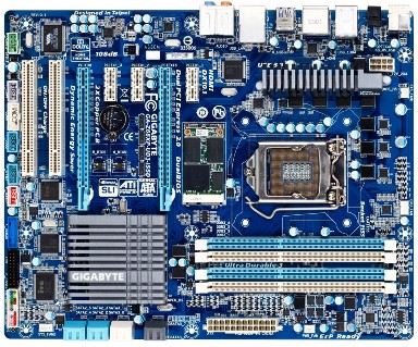 Gigabyte GA-Z68XP-UD3-iSSD z moduem SSD na pokadzie