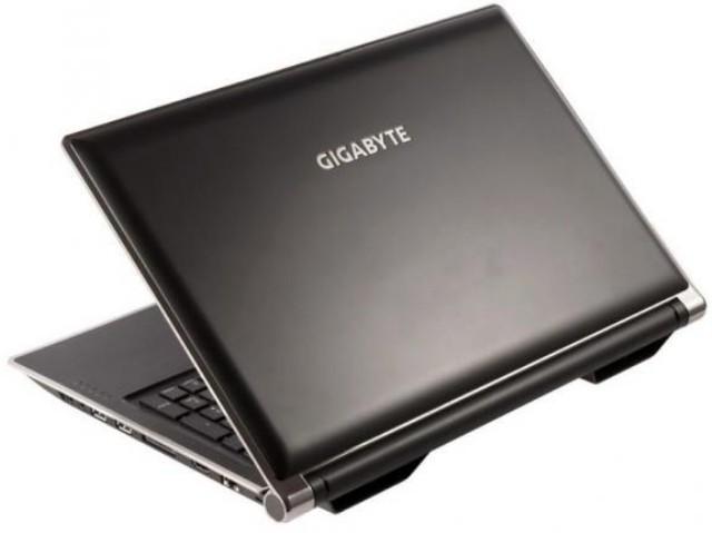 Dwa nowe laptopy od Gigabyte  P2532F oraz P2532