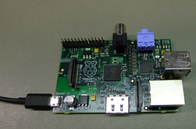 Raspberry Pi komputer za 25 dolarw