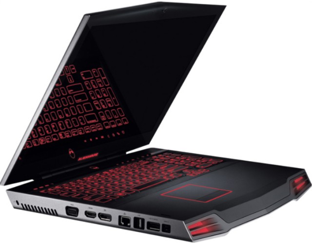 Potny Dell Alienware M17x wchodzi do sprzeday