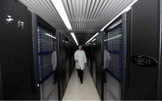 Chiny na 2015 rok chc superkomputera o mocy 100 petaflop