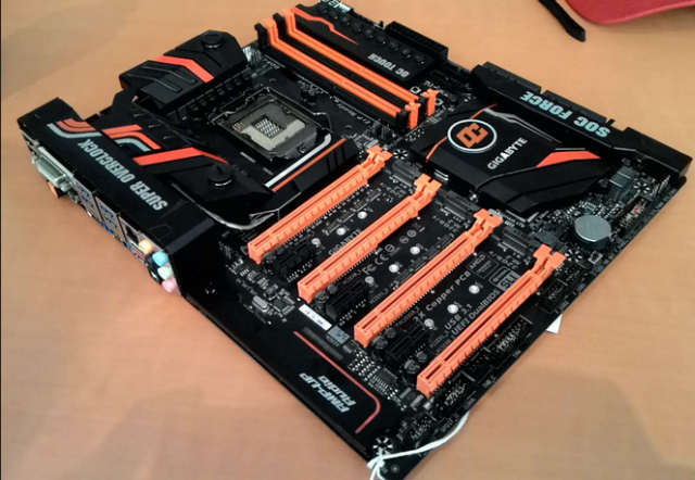 Gigabyte Z170-SOC z 24 fazowym VRM