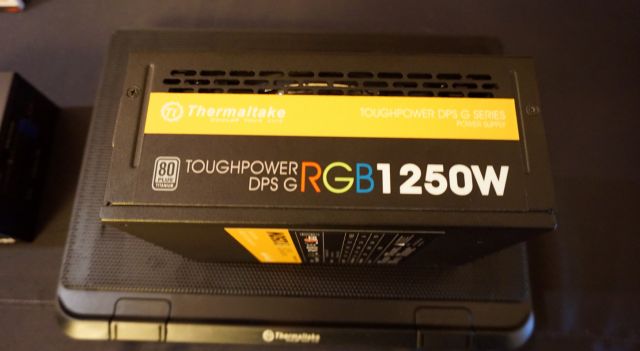 Zasilacz Toughpower DPS G RGB z podwietleniem RGB