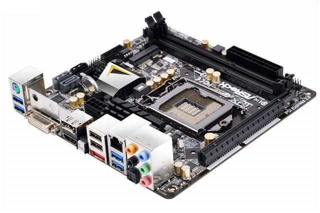 Miniaturowa pyta gwna ASRock Z77E-ITX