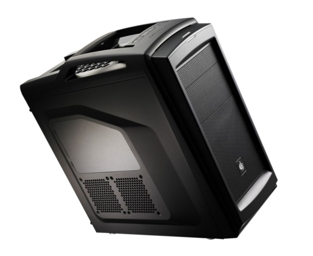 Wygodna do podrowania obudowa Cooler Master Scout 2