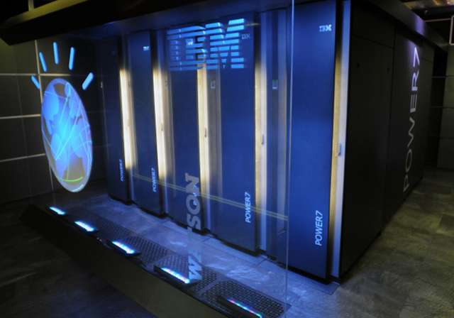 Superkomputer IBM trafia na Wall Street