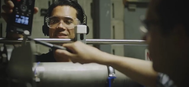 Muzyk stworzy piosenk z haasu maszyn przemysowych