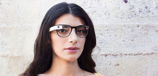 Google Glass prcz innowacyjnej technologii oferowa bd stylowe oprawki