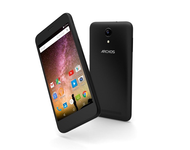 Smartfon ARCHOS 50 z serii Power z mocnym akumulatorem