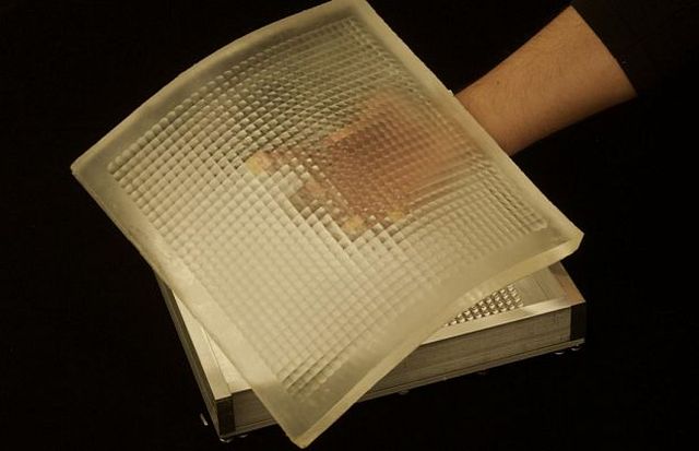 Pierwsza na wiecie elastyczna soczewka do aparatw cyfrowych