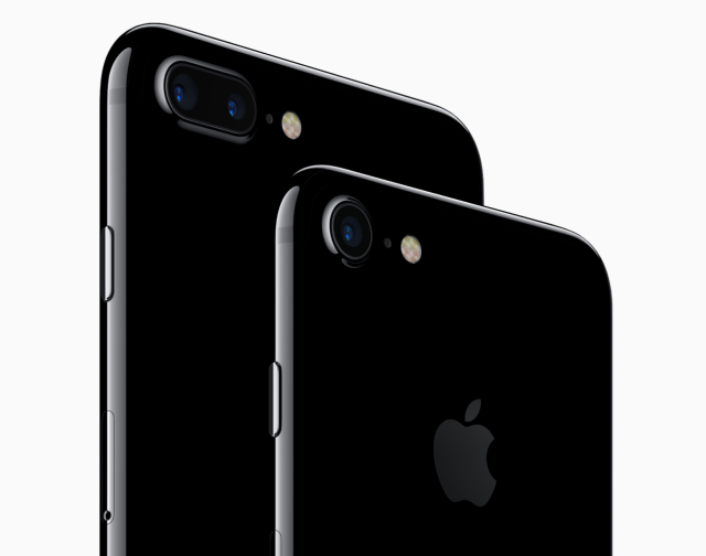 Koszt podzespow iPhone 7 32 GB wynosi 220 dolarw