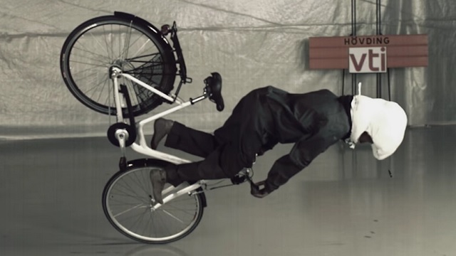 Hovding kask - poduszka powietrzna dla rowerzystw