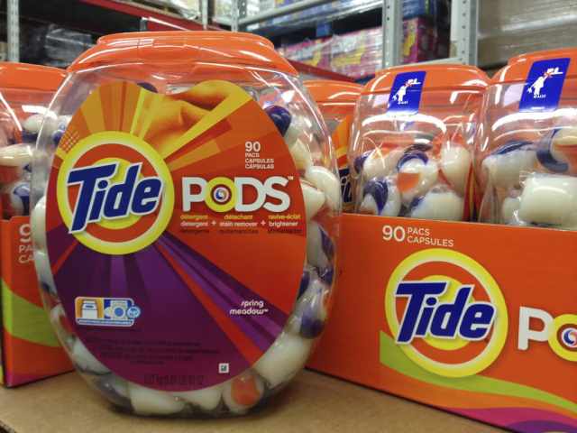 YouTube usuwa filmy z Tide Pod Challenge