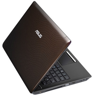 ASUS N82J - maszyna multimedialna z USB 3.0